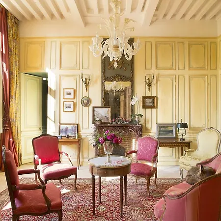 Chateau De Beneauville Petiville (Calvados)