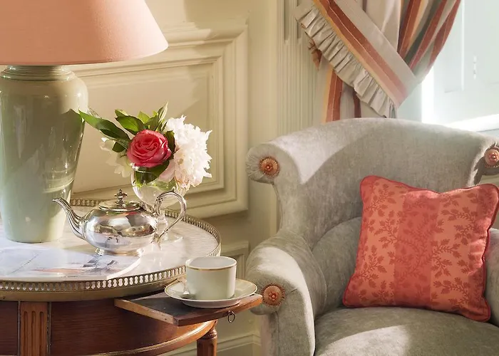 Chateau De Beneauville